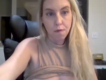 girl
        lov3rgurl24 cam image #3030620