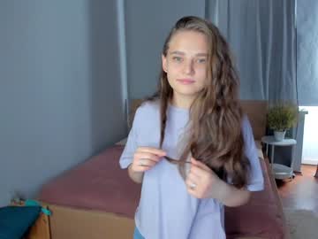 girl
        sunshy_girl cam image #896079