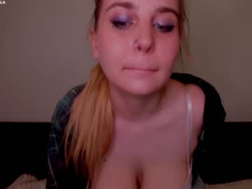 girl
        sweetmila1 cam image #2611460