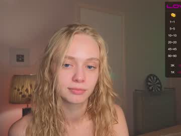 girl
        sfanning cam image #1070303