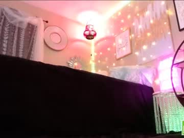 girl
        milf_lacey cam image #1987737
