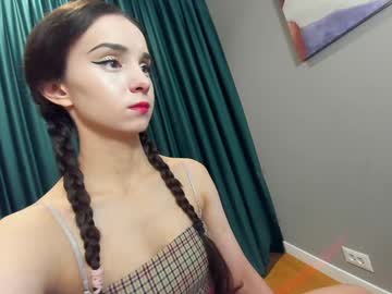 girl
        ehotlovea cam image #4510517