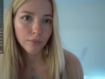 girl
        my_stella cam image #1752310