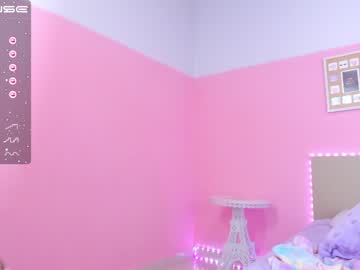 girl
        little_effy18 cam image #186248
