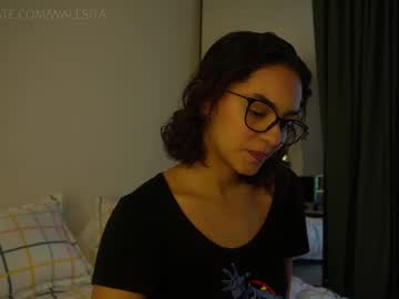girl Close-up Pussy Web Cam Girls with walesita