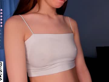 girl
        elviachaplin cam image #2532974