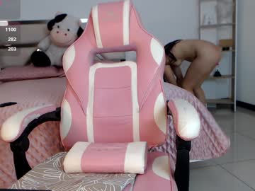 girl
        allisonpalmer cam image #4349921