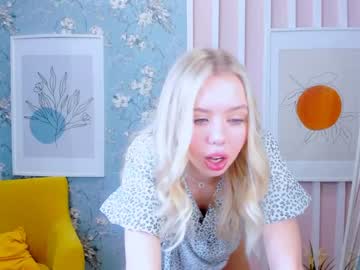 girl
        c_a_s_s_i_e cam image #838947