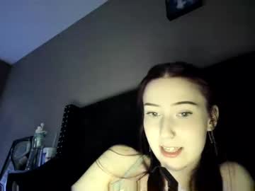 girl
        petite_scarlettt cam image #1287970