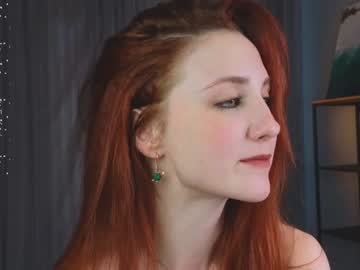 girl
        lynnalltop cam image #3085488