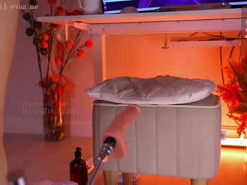 girl
        lil_eva cam image #3522450