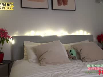 girl
        chloewildd cam image #2124588