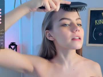 girl
        kirasammers cam image #1950471