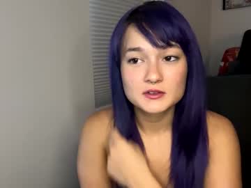 girl
        recklessvibing cam image #1064837