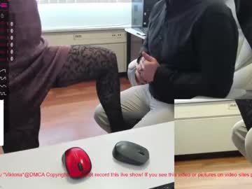 couple
        milf_viktoria cam image #1041396