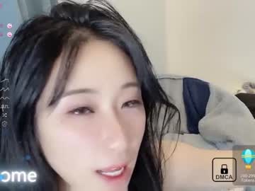 girl
        abby_chuchu cam image #1965304