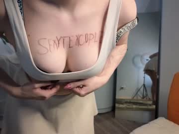 girl
        lornabyfield cam image #2341315