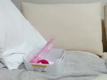 girl
        hornypetitegirl77 cam image #371414