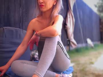 girl
        yourguiltypassionn cam image #2879484