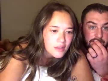 couple
        amateuroutlawss cam image #762015