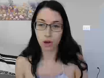 girl
        alexxxcoal cam image #1120145