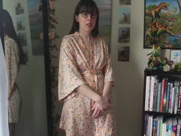 girl
        ellynaomi cam image #2655252