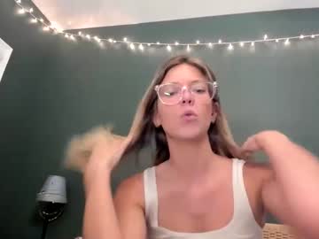 girl
        oliviahansleyy cam image #2801052