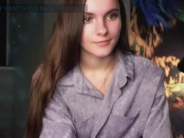 girl
        lorettadunnell cam image #3771032