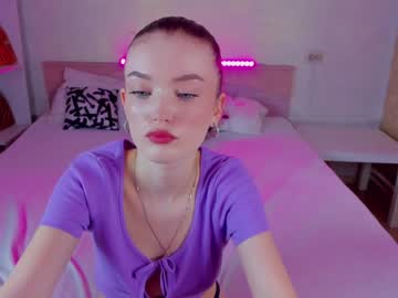 girl
        sima_sweety cam image #666890