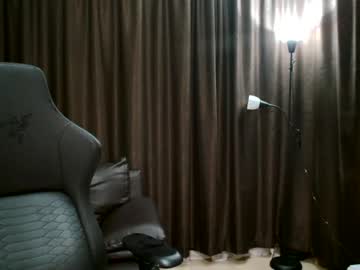 girl
        amy__10 cam image #1243637