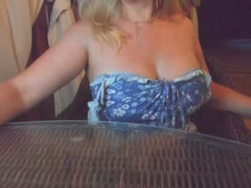 girl
        lisa2018 cam image #4643968