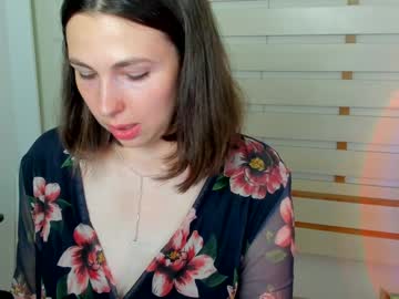 girl
        kim_go cam image #3110510