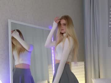 girl
        vonnalein cam image #2978461