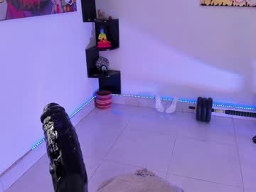 girl
        nicollbashel cam image #2792212