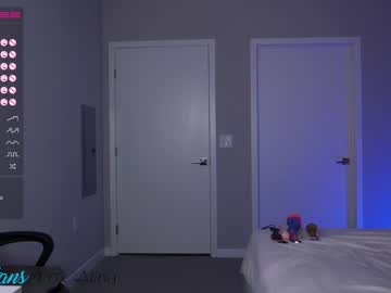 girl
        fox_alina cam image #387988