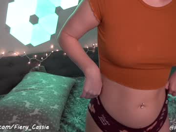 girl
        fiery_redhead cam image #330803