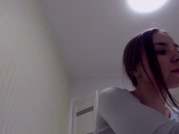 girl
        aminaswan_ cam image #1962992