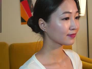 girl
        seulbi cam image #4436769