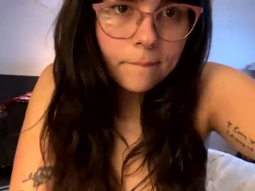 girl
        flwrqueen cam image #196694