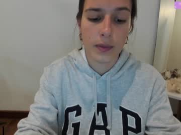 girl
        ohanna_ cam image #1866342