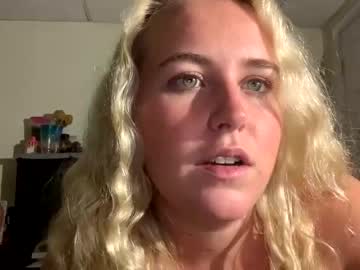 girl
        blonde4lyfe cam image #1637465