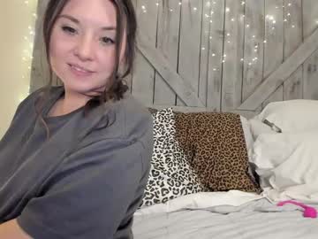 girl
        taymade1991 cam image #1226353