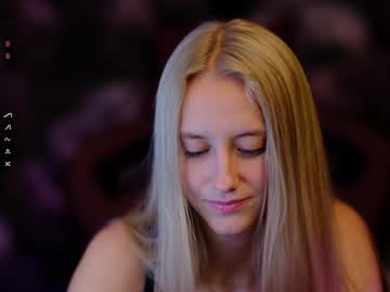 girl
        angeellina cam image #3610233