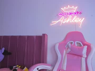 girl
        ashley_ospino cam image #2998447