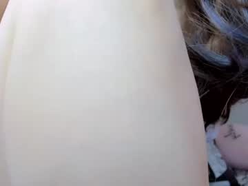 girl
        welcomb cam image #2706192