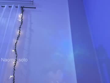 girl
        naomii_soto cam image #4233699