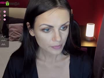 girl
        candygash cam image #559412
