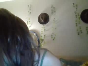 girl
        moonlitcurrent cam image #3988740