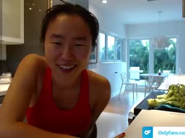 girl
        jiwon4u cam image #1903931