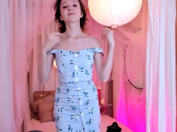 girl
        hailiemills cam image #123443